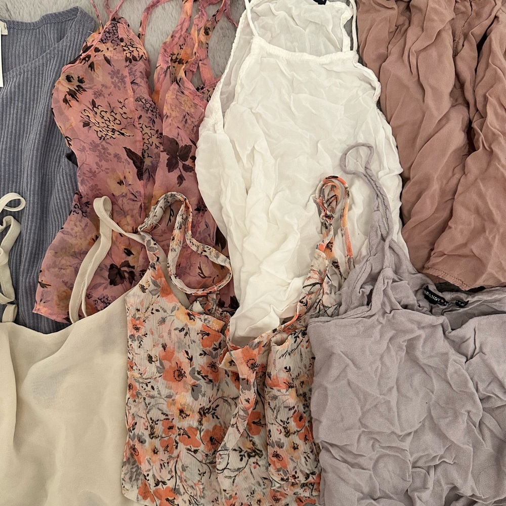 Brandy Melville BUNDLE LOT: tops + skirt